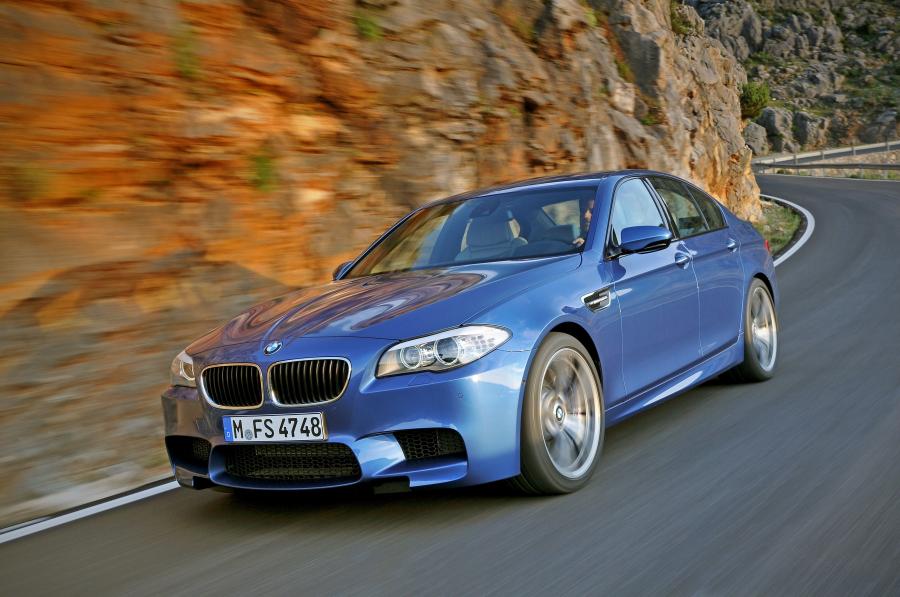 BMW M5 2011 года  (фото 307 из 344)